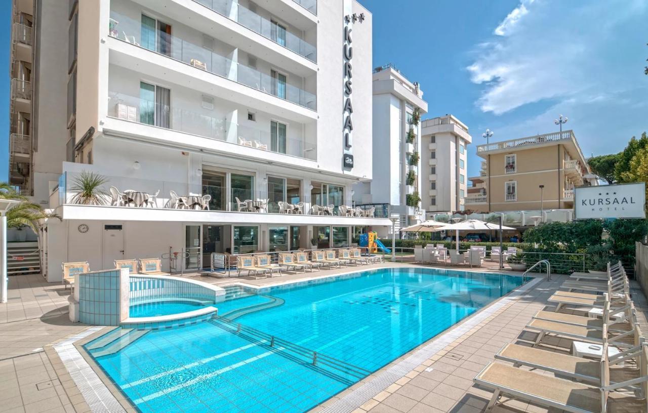 Hotel Kursaal - Fronte Mare Con Piscina Riccione Esterno foto