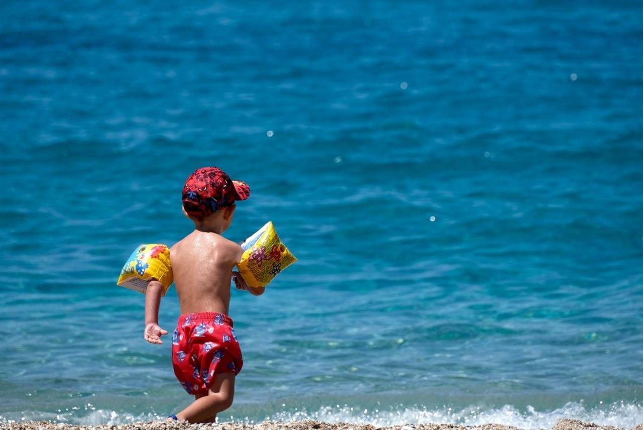 Hotel Kursaal - Fronte Mare Con Piscina Riccione Esterno foto