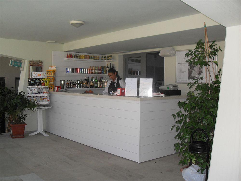 Hotel Kursaal - Fronte Mare Con Piscina Riccione Esterno foto