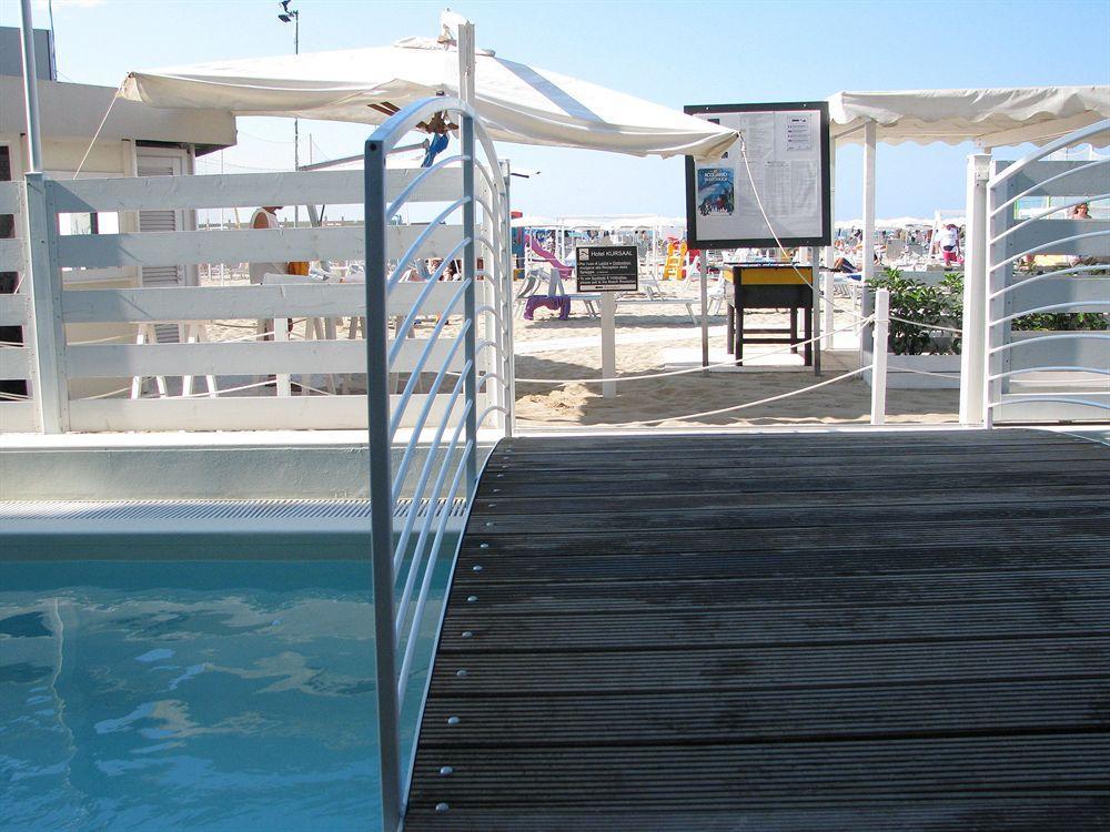 Hotel Kursaal - Fronte Mare Con Piscina Riccione Esterno foto